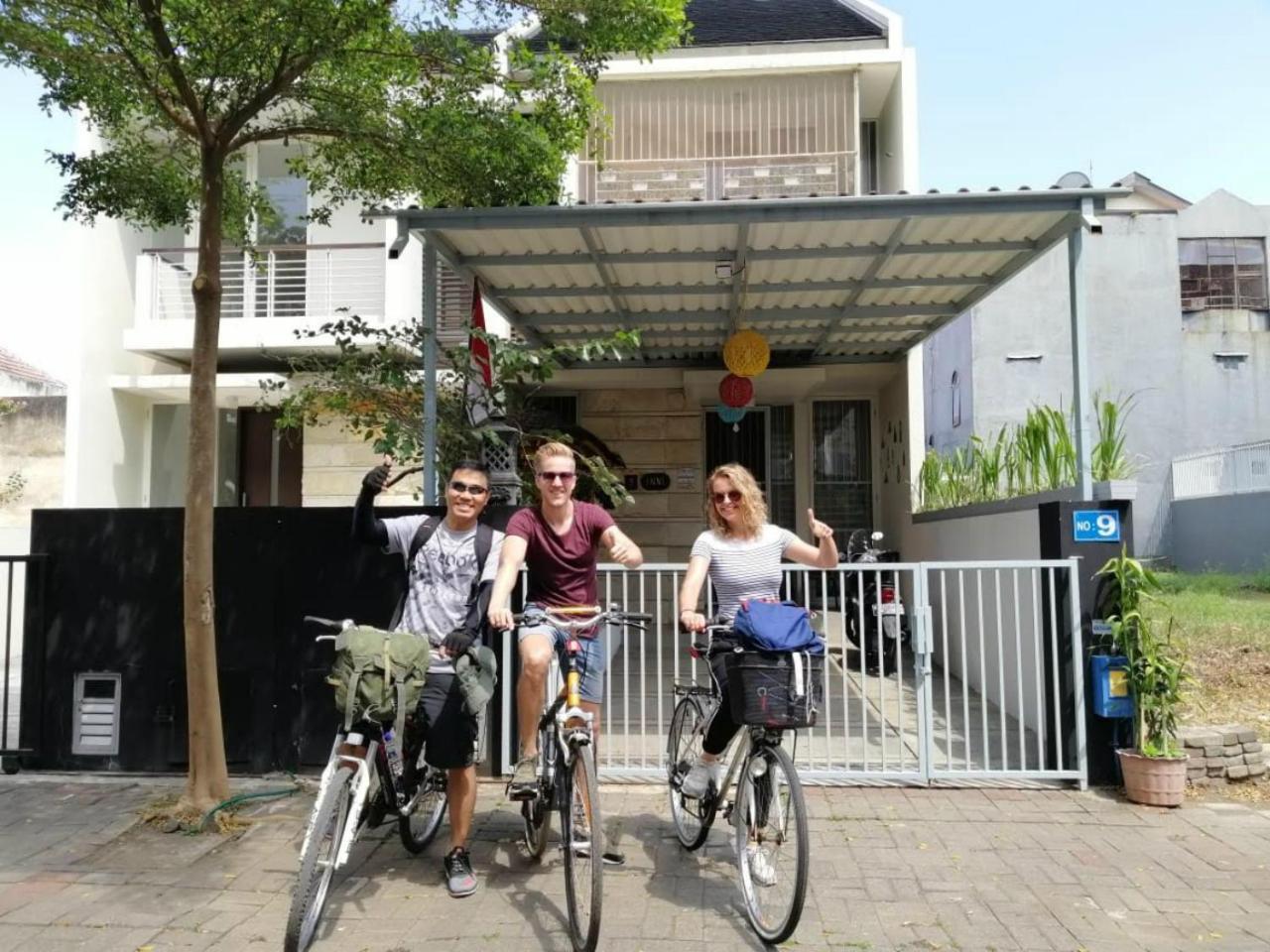 Inni Homestay 말랑 외부 사진